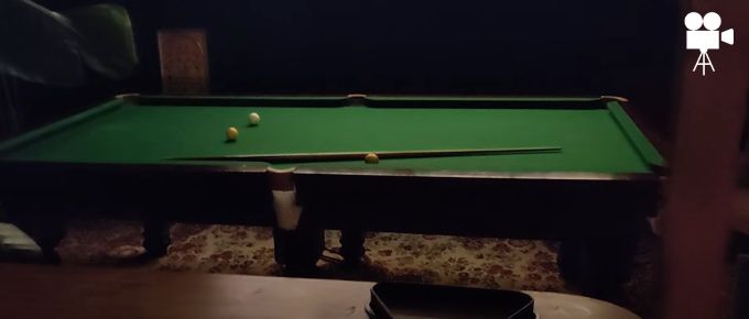 8 ft Snooker table - Ronny O'Sullivan nowhere to be seen  